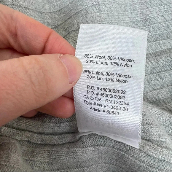 Aritizia Babaton Wool Ribbed Gray Sweater Size L - Picture 5 of 5